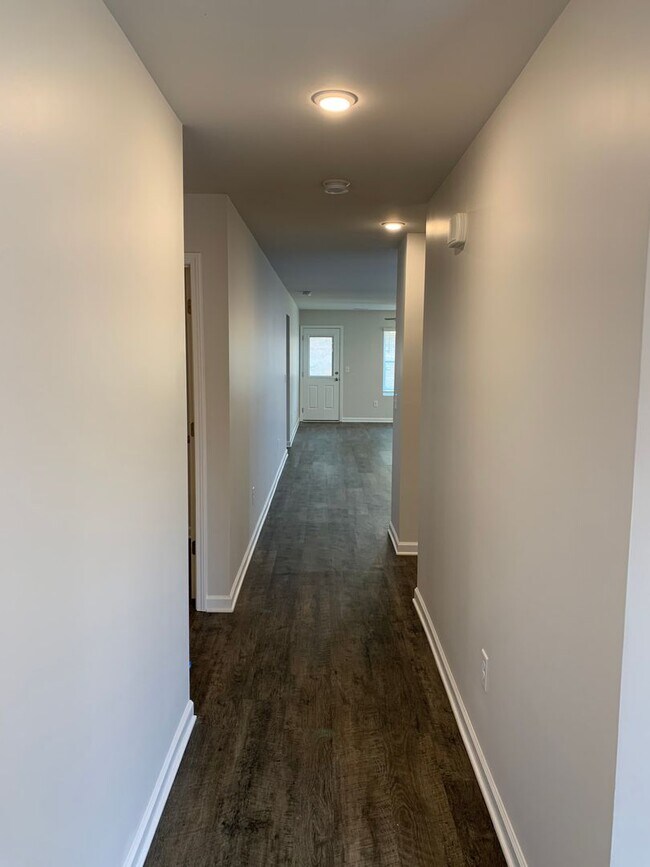 Foto del edificio - Available Now! Spacious 4 Bedroom, 2 Bathroom Home in Kilpatrick Landing