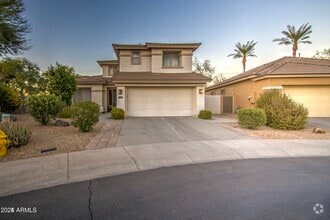Building Photo - 218 E Sunburst Ln