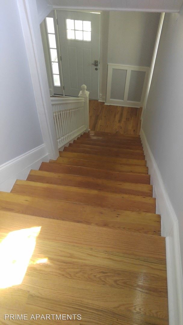 Building Photo - 2 br, 2 bath Apartment - 930 Piedmont Ave.