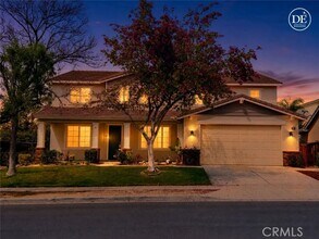 Building Photo - 17231 Greentree Dr