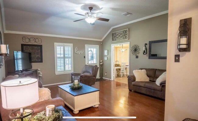 Foto del edificio - 4803 Black Stone St