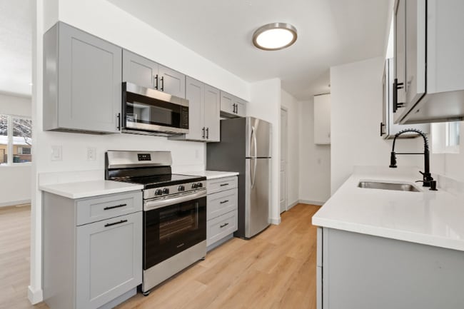 Foto del edificio - 413 Irish Dr