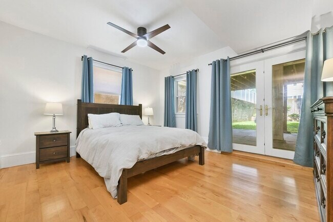 Foto del edificio - 714 E 5th St