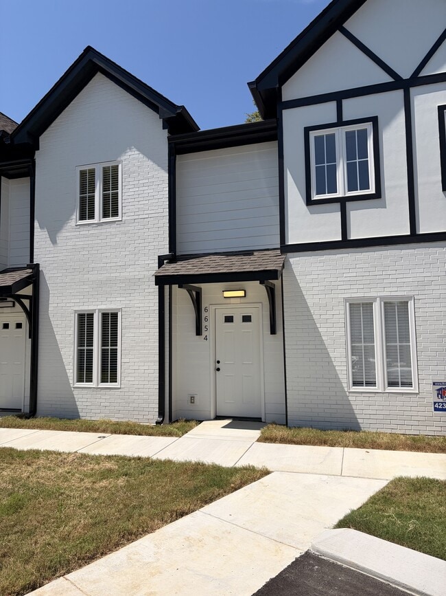 Photo - 6662 Indus Way (Chattanooga, TN) Townhome