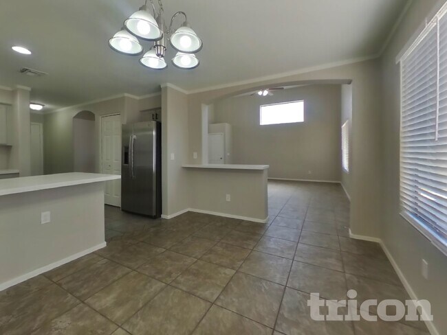 Foto del edificio - 14725 W Lamoille Dr