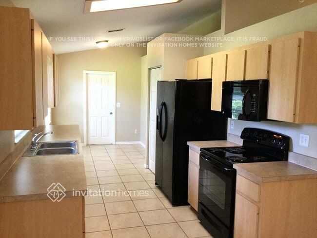 Building Photo - 3103 Lime Tree Dr