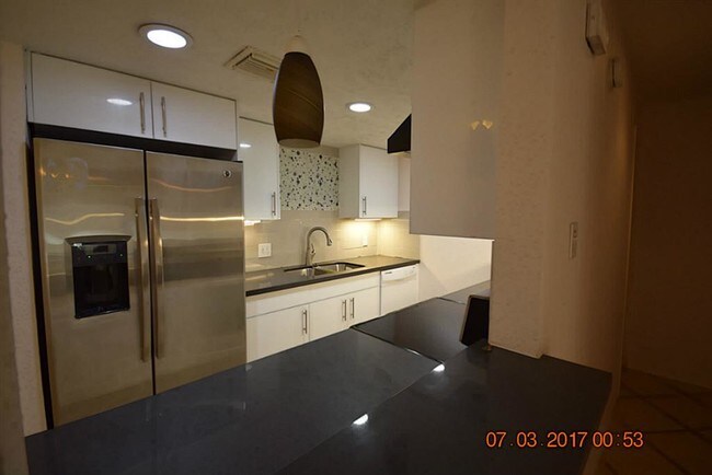 Building Photo - 9467 Pagewood Ln