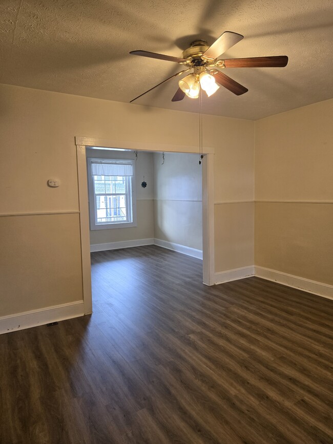 Foto del edificio - 25 Mount St