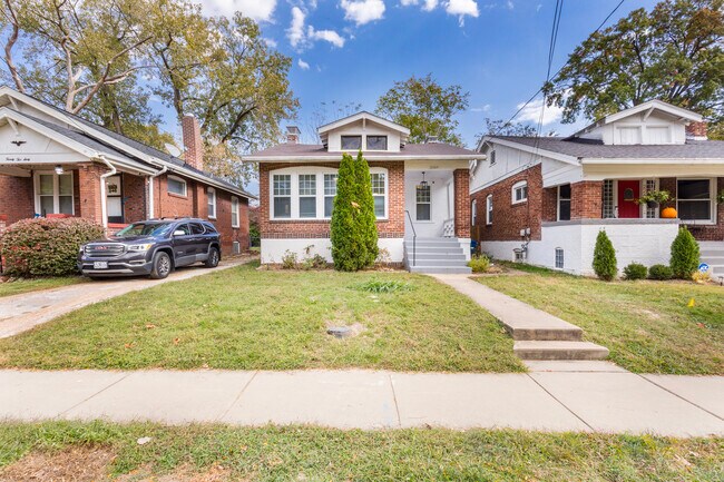 Foto del edificio - 2262 Yale Ave