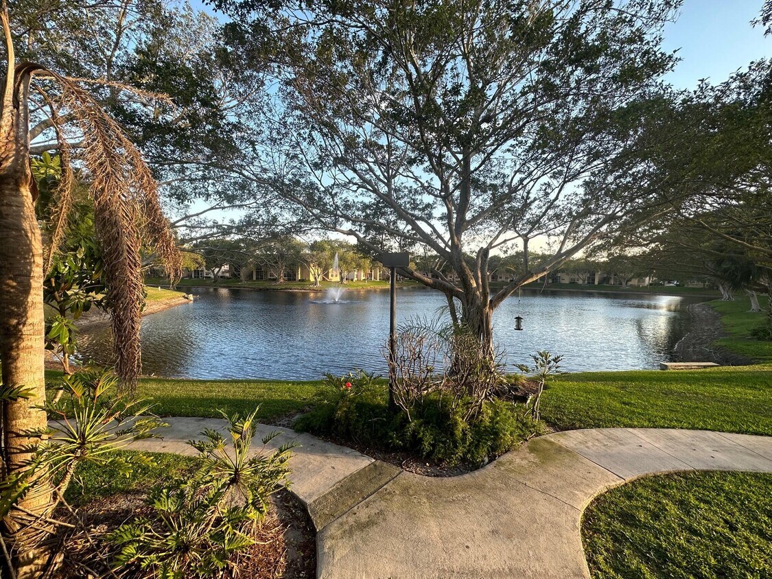 Primary Photo - 680 Cypress Club Way