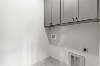 Building Photo - 970 Trestle Ln