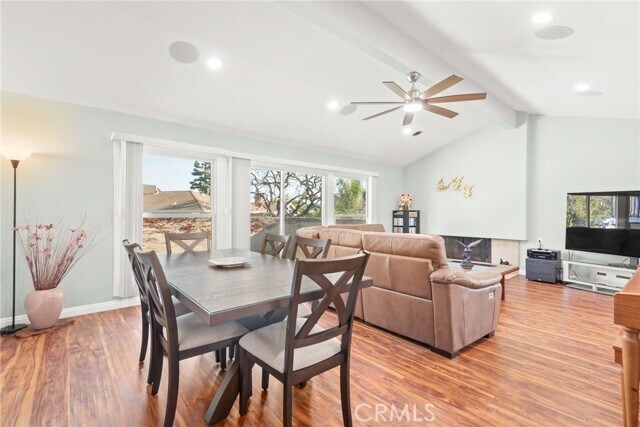 Foto del edificio - 23316 Almarosa Ave