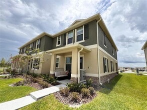 Building Photo - 2095 King Ranch St