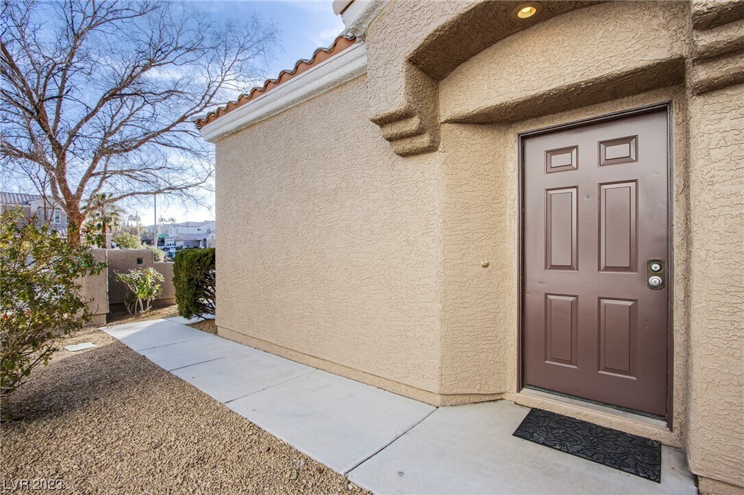 Foto del edificio - 9404 Aspen Glow Dr