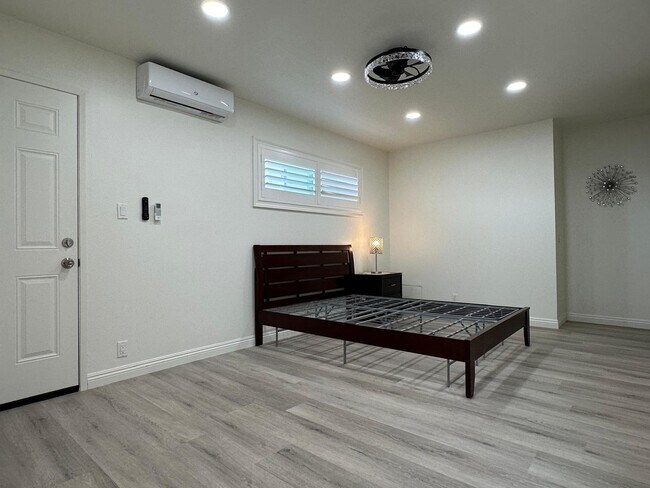 Foto del edificio - 16341 Myrtlewood St