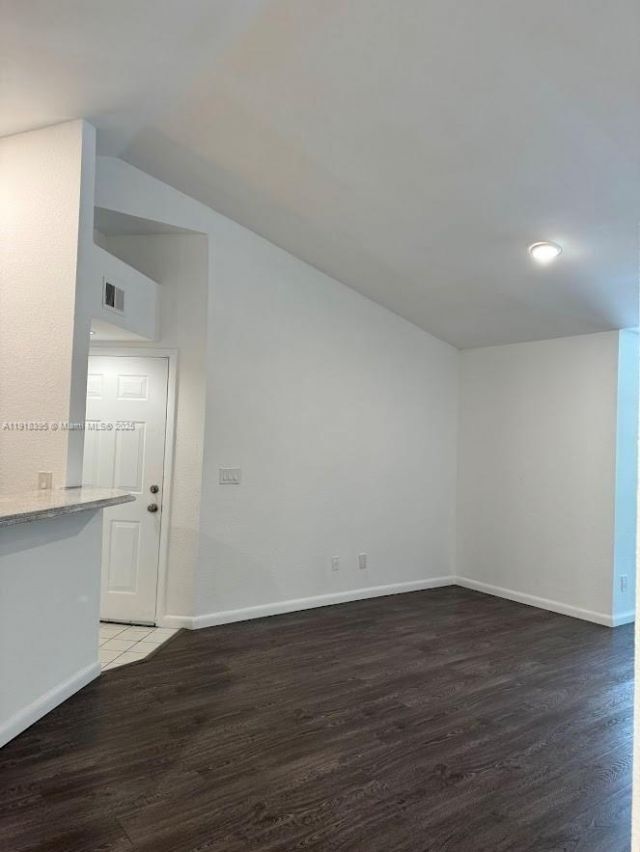 Foto del edificio - 12430 Vista Isles Dr