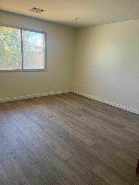 Building Photo - 2019 E Colgate Dr