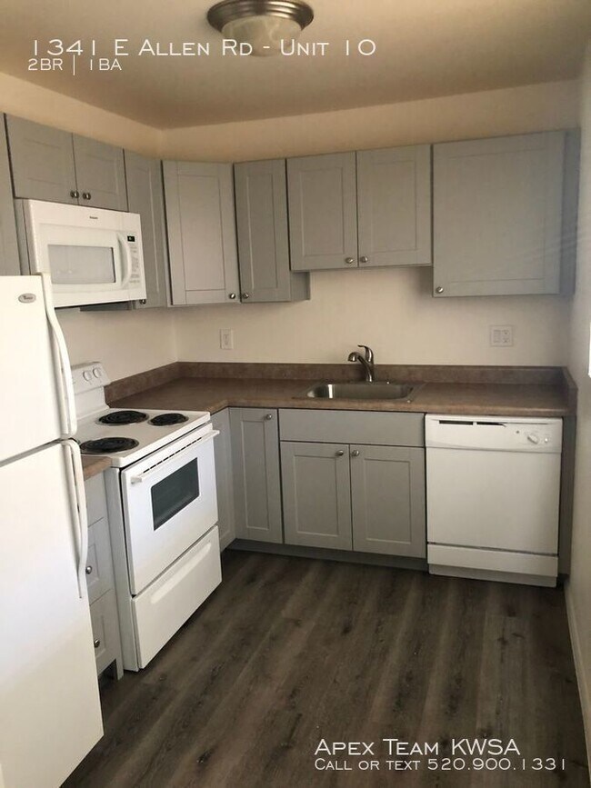 Building Photo - Remodeled 2 bed 1 bath