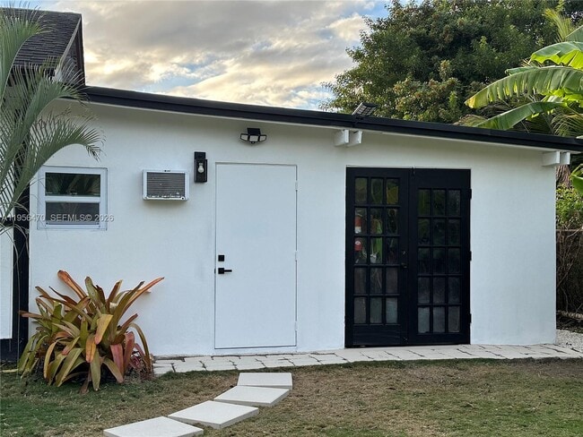 Building Photo - 18481 SW 208th St