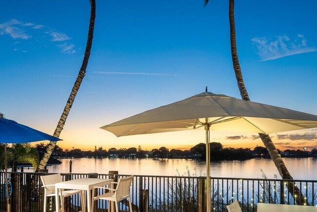 Foto del edificio - 25 NW 24th Ct