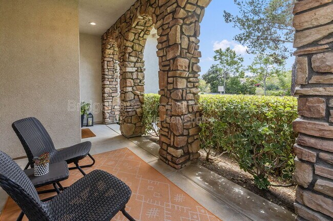 Foto del edificio - 1381 Old Janal Ranch Rd