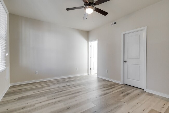 Building Photo - 821 N. 24th. St