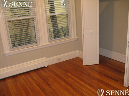 Foto del edificio - 24 Magnolia Ave