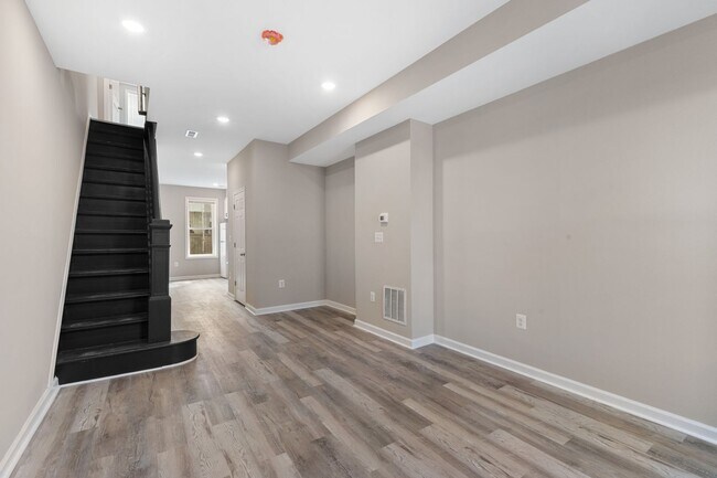 Foto del edificio - 531 N Belnord Ave