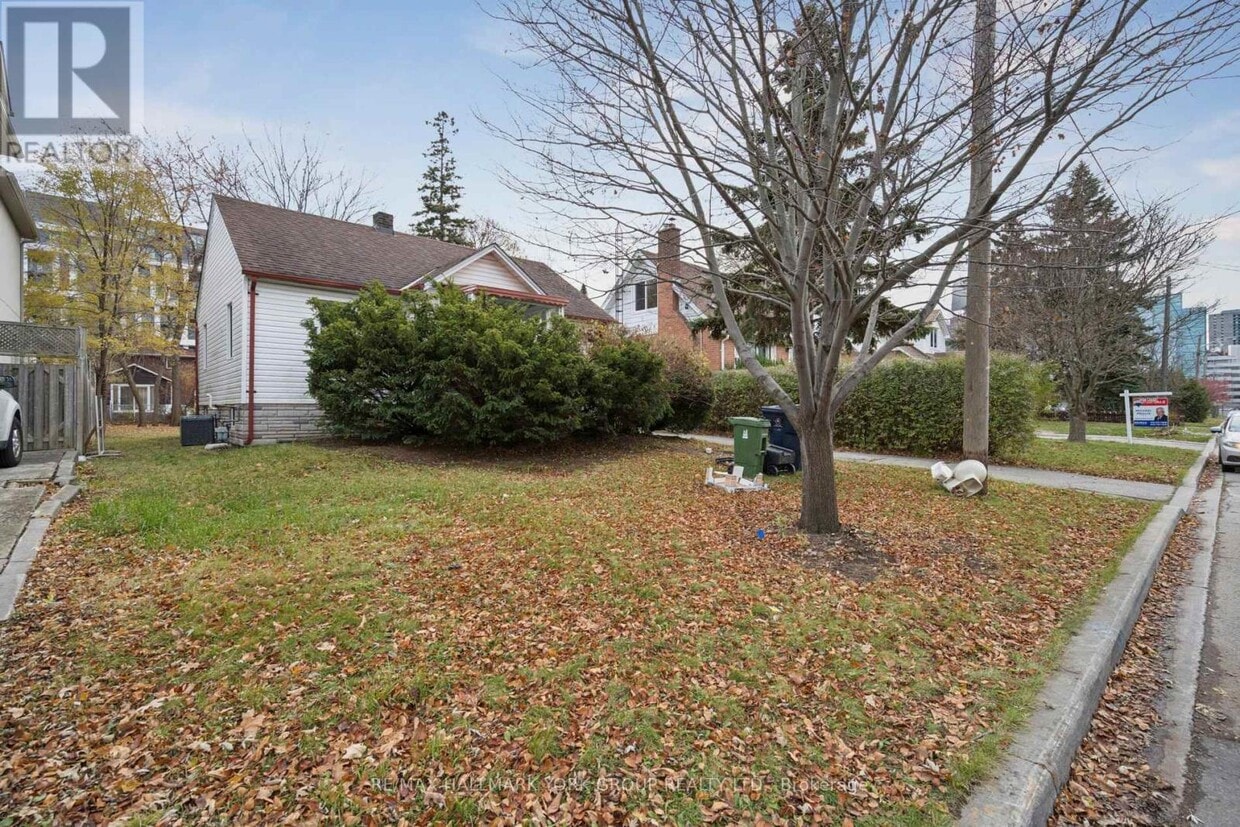 Primary Photo - 211 Maplehurst Ave