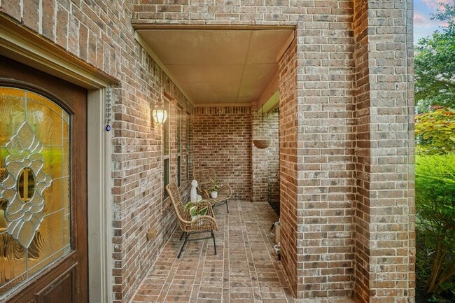 Building Photo - 5527 Mangrove Creek Ln