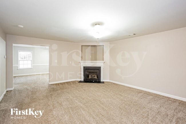 Building Photo - 2922 Blueberry Dr