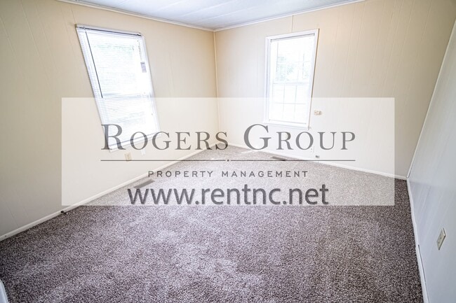Building Photo - 4255 Warrenton Rd