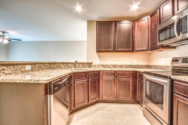 Foto del edificio - The Residences at Cypress Preserve Beautif...
