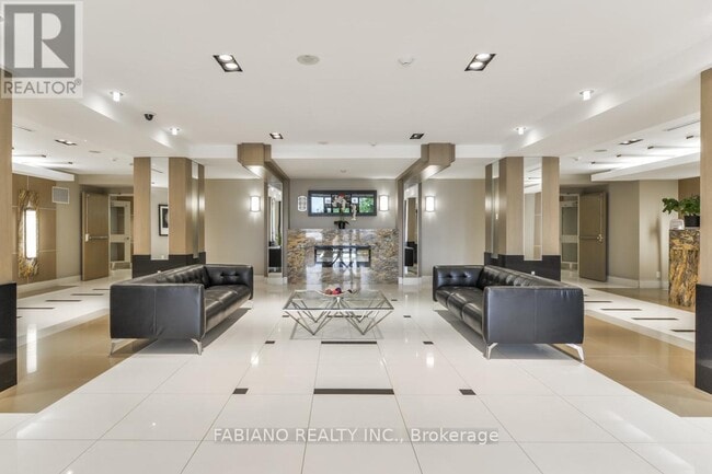 Building Photo - 1060-1060 Sheppard Ave W