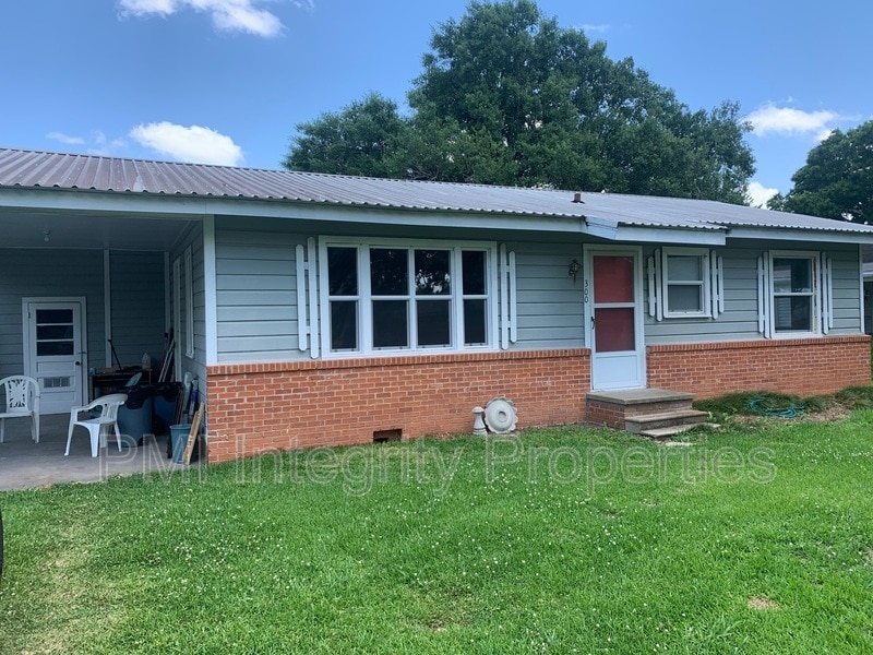 300 Downing St, Lafayette, LA 70506 House for Rent in Lafayette, LA