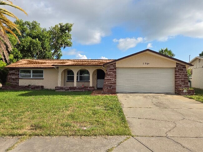 Building Photo - 7629 Topay Ln