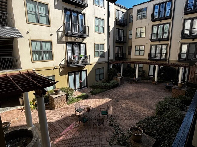 Building Photo - 5300 Peachtree Rd