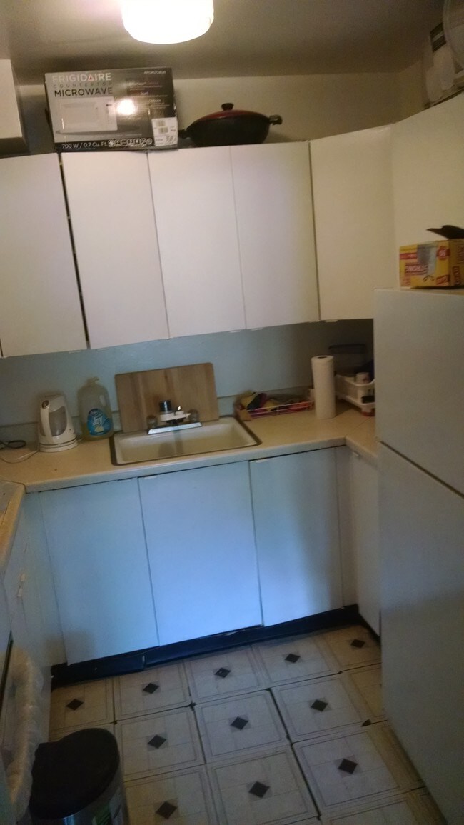 Foto del edificio - 2160 Center Ave