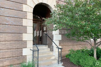 Building Photo - 1113 S 10th St