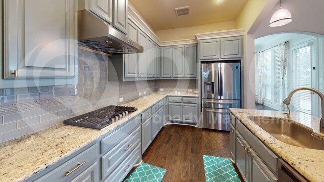 Foto del edificio - 5811 Lightfoot Ln