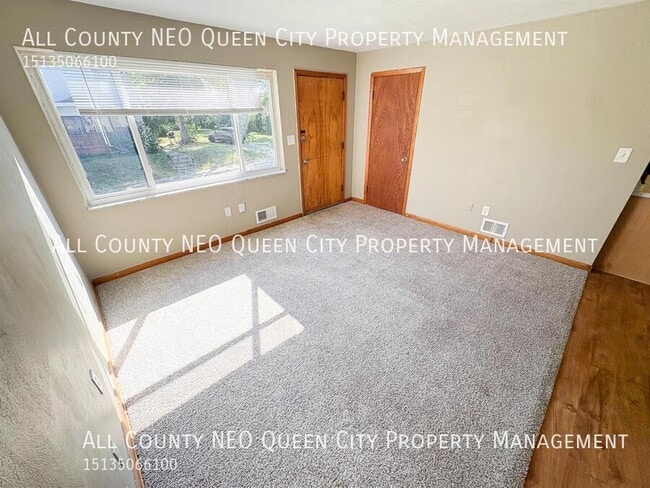 Building Photo - 23 Valleyview Dr