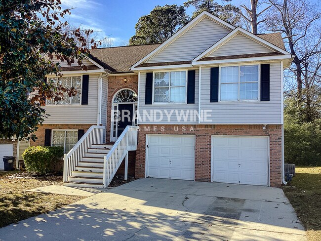 Building Photo - New Year, New Home: Your Key to Happiness!...
