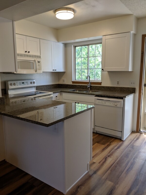 Foto principal - 1811 S Quebec Way
