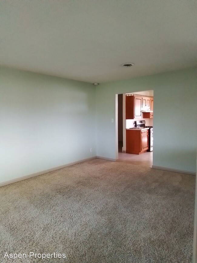 Building Photo - 4 br, 2 bath House - 4555 Baxter Lane
