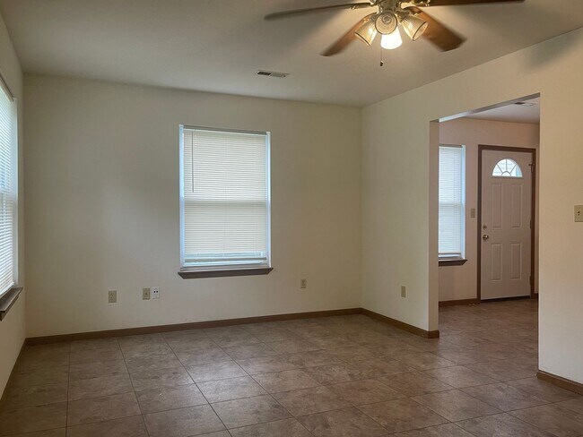 Foto del edificio - 1318 Yuma St