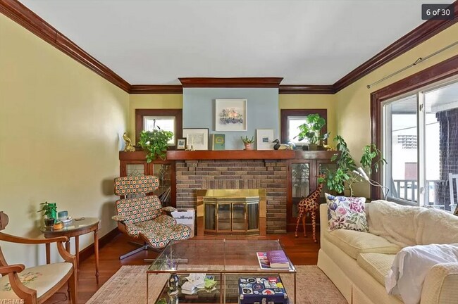 Building Photo - 1366 W 73rd St