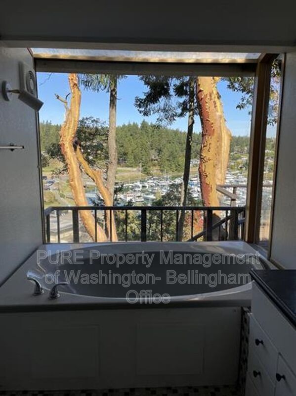 Building Photo - 891 Palouse Pl