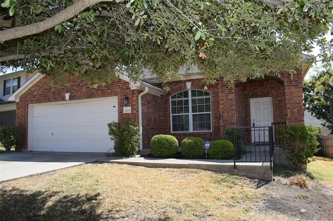 Building Photo - 3803 Vonnegut Ct