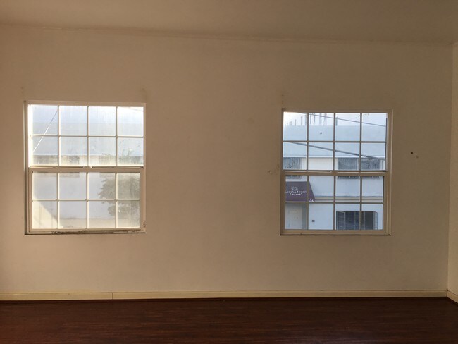 Foto del edificio - 631 Coronado Ter