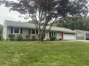 Building Photo - 144 S Pier Rd